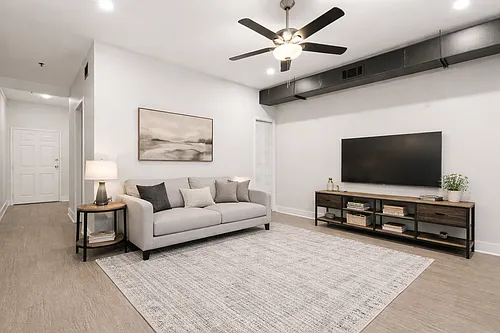 Floor plan 213