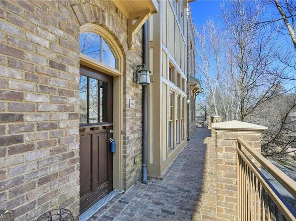 1834 Gordon Mnr NE, Atlanta, GA 30307