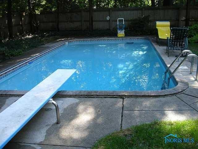 2nd image of 4606 Wyndwood Dr