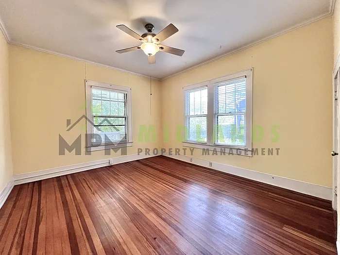 2417 Clark St — Photo 49