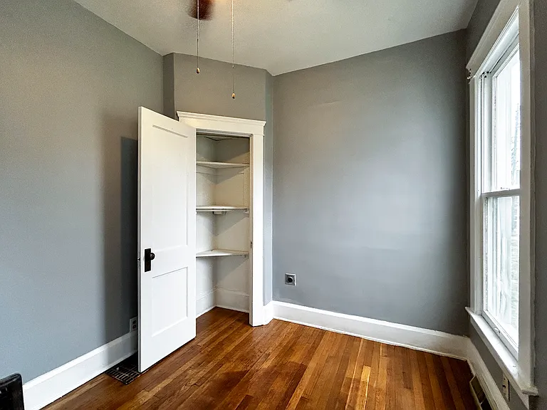 316 4th St #2 — Photo 34