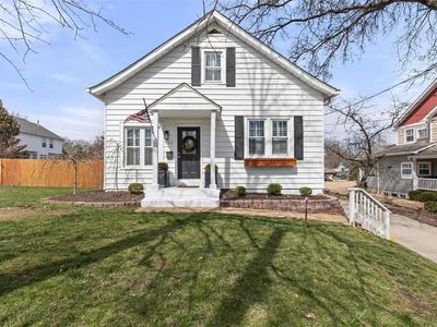 725 E Essex Ave, Saint Louis, MO, 63122
