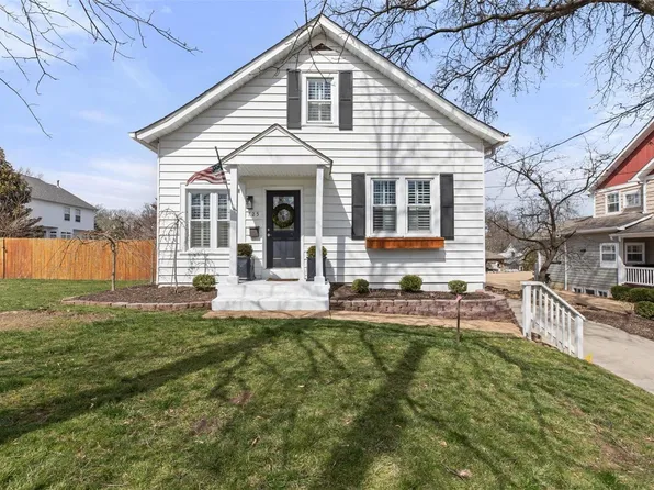 725 E Essex Ave, Saint Louis, MO 63122