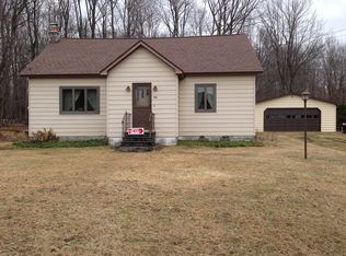 406 Honesdale Rd, Waymart, PA 18472