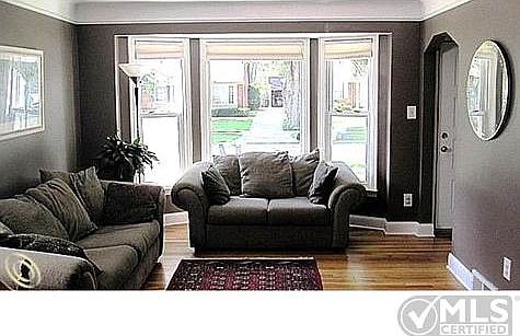 Living Rm Bay Window