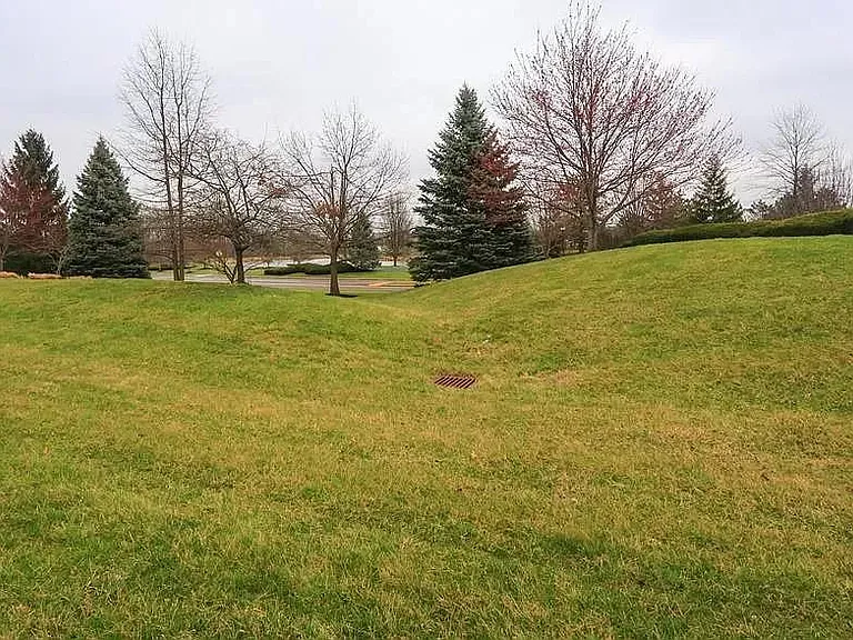 5602 Waterside Dr — Photo 26