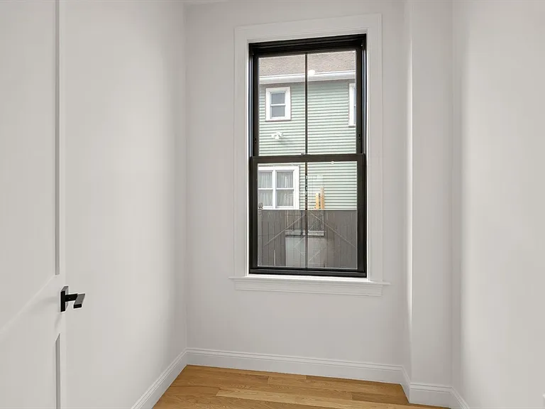 27 Shepard St #3 — Photo 1