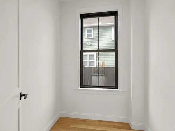27 Shepard St #3, Brighton, MA 02135