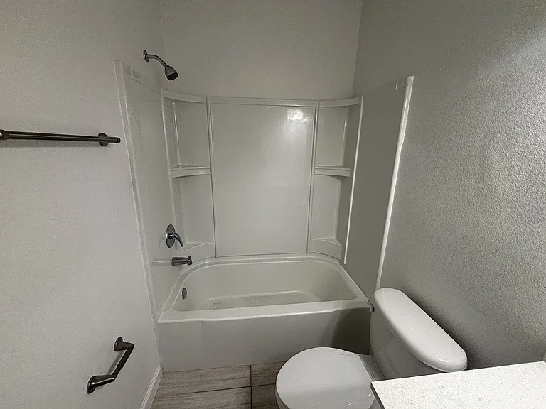 1209 Southstation Pl — Photo 19