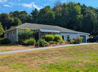 11 Beaver Hill Rd, Springvale, ME 04083