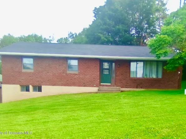 13 Mundro Rd, Scott Township, PA 18447
