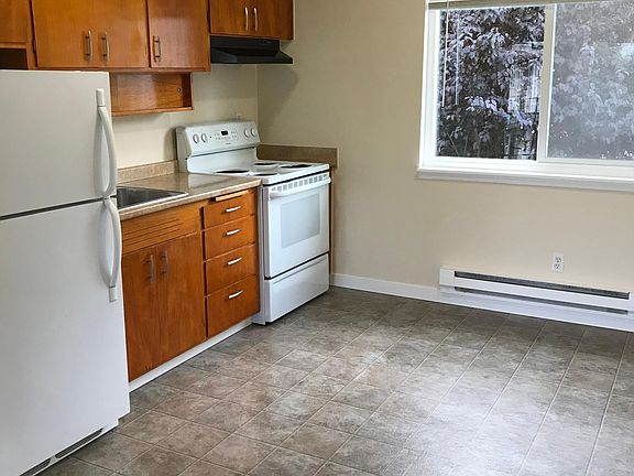 4th image of 21323 80th Ave W #33