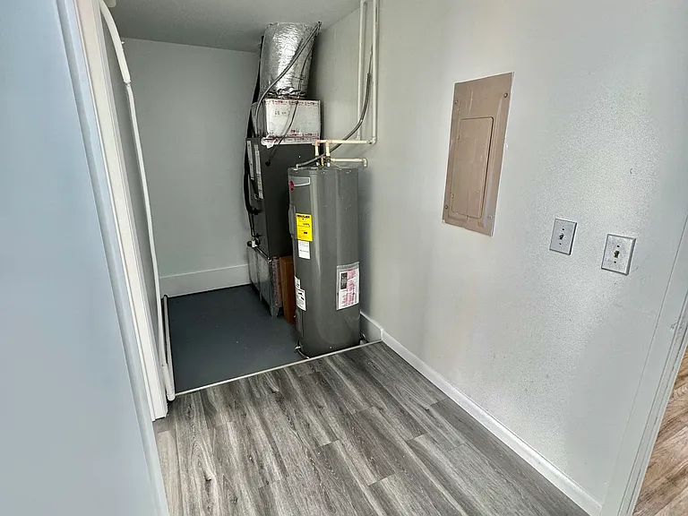2045 Derringer Rd — Photo 19