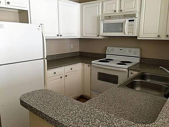 5th image of 3540 Lebon Dr #6408