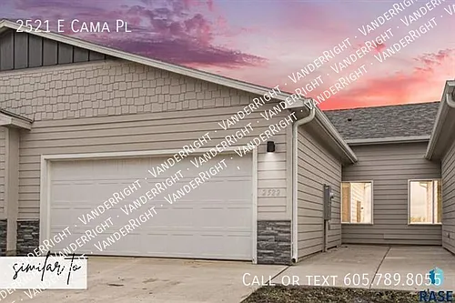 2521 E Cama Pl Photo 1