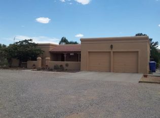 5725 Shadow Hills Rd, Las Cruces, NM 88012