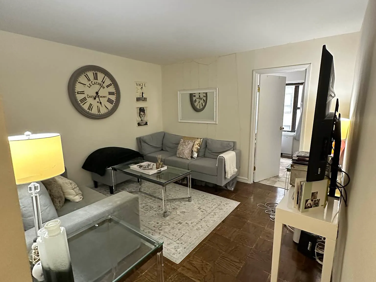 279 East 44th Street — Photo 4