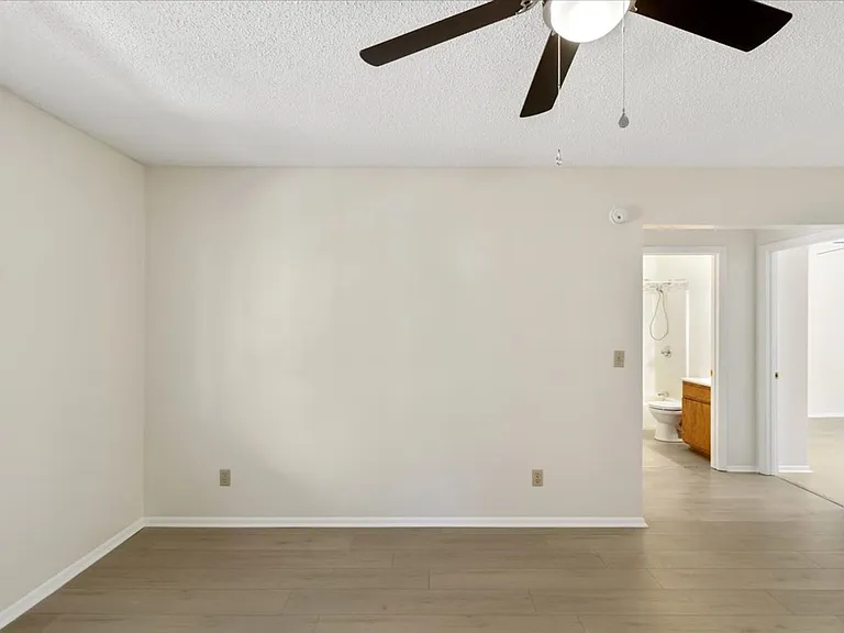 18 Bearwood Dr — Photo 4