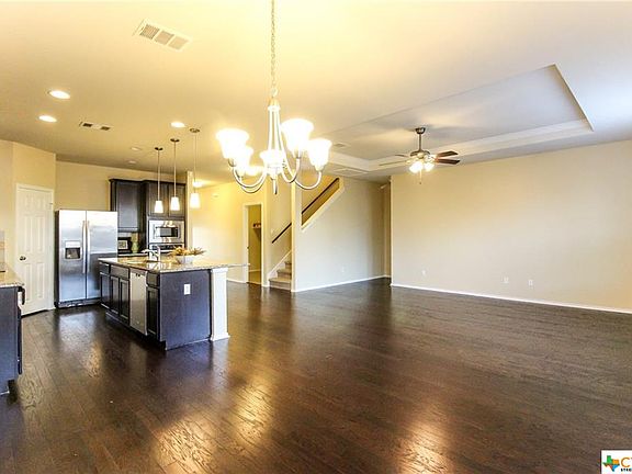 5th image of 1211 Daffodil Dr