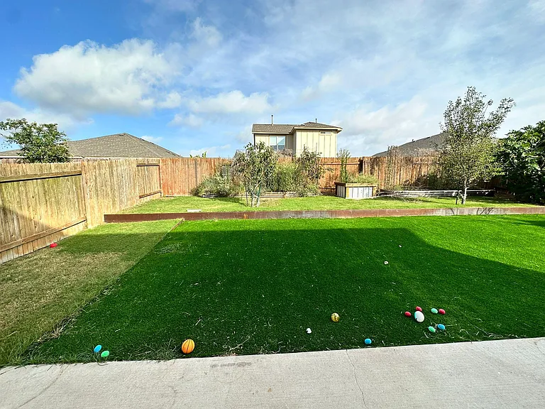 5520 Loma Alta Dr — Photo 7