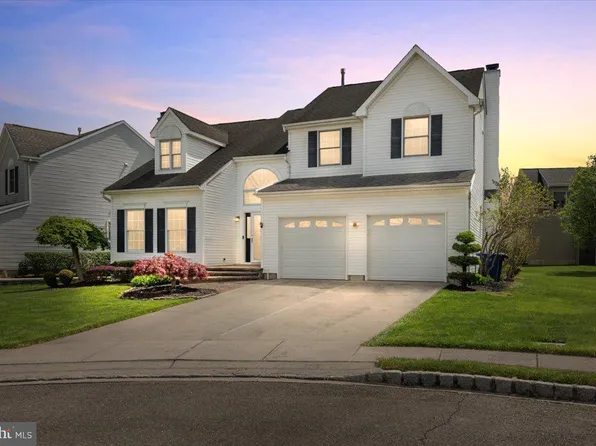 6 Bay Hill Ct, Westampton, NJ 08060