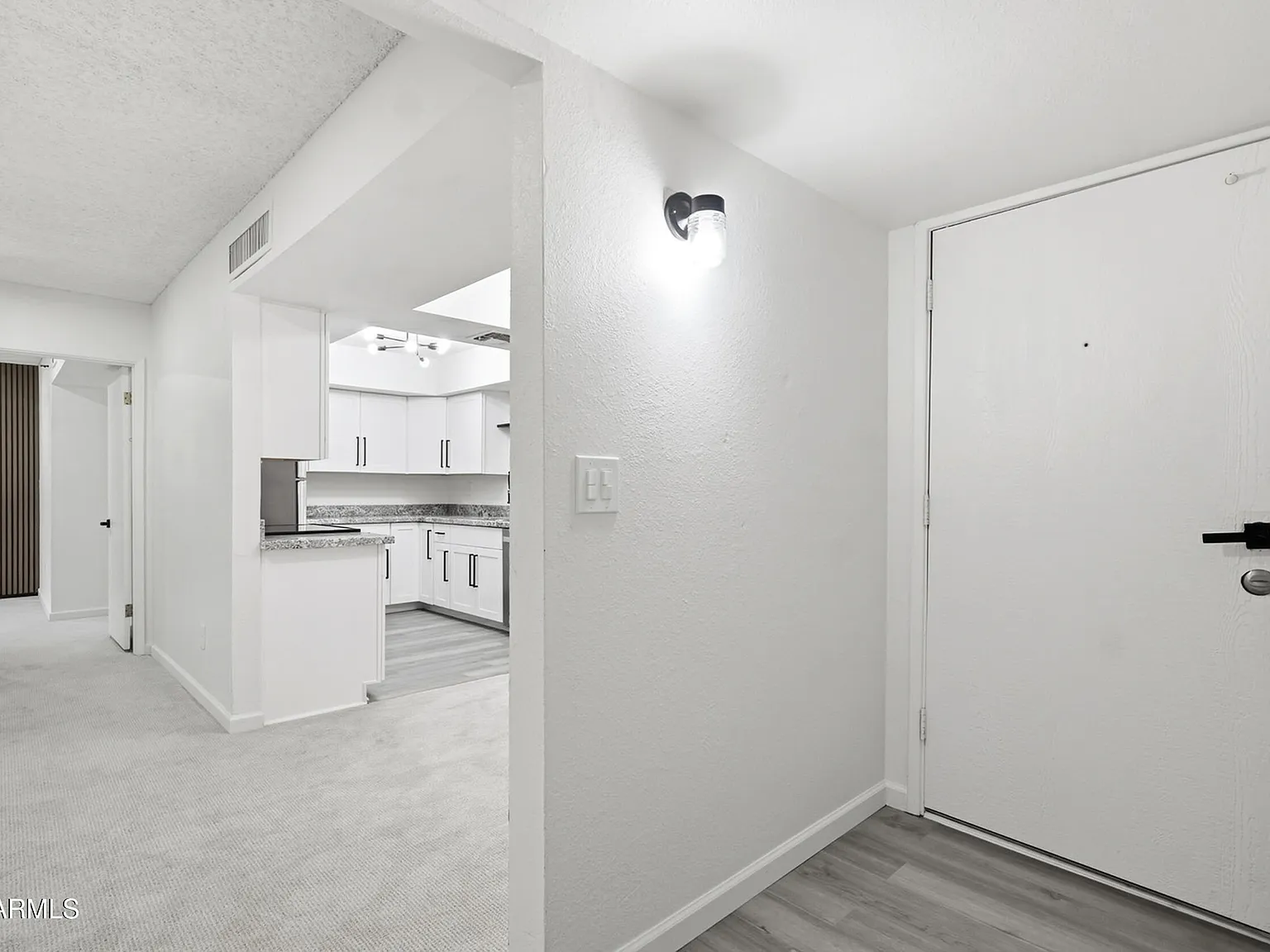 2 bed, 2.0 bath, 1000 sqft, $1,700 — Photo 4