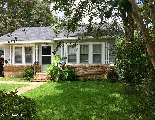 1st image of 617 E Beauregard St
