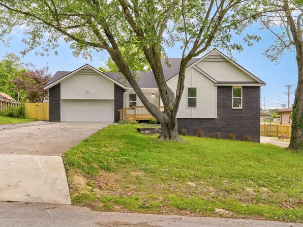 2021 E Lark Street, Springfield, MO 65804