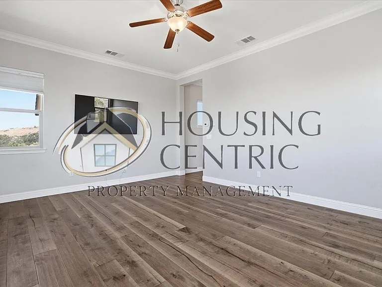 7242 Breaker Point Way — Photo 26