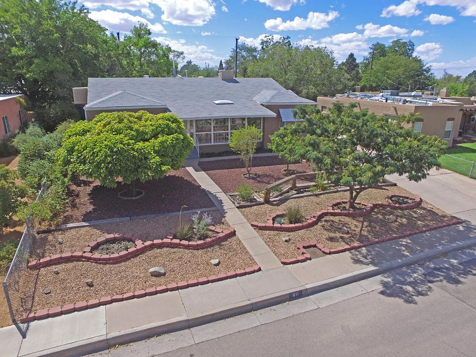 1st image of 611 Solano Dr SE