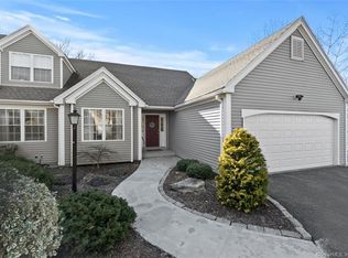 544 Mohave Cir, Shelton, CT 06484