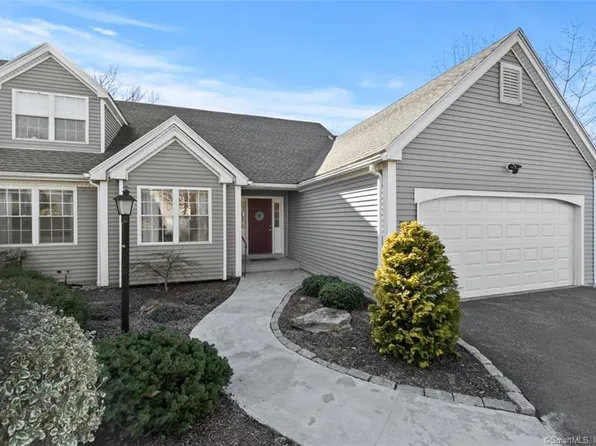 544 Mohave Circle, Shelton, CT 06484