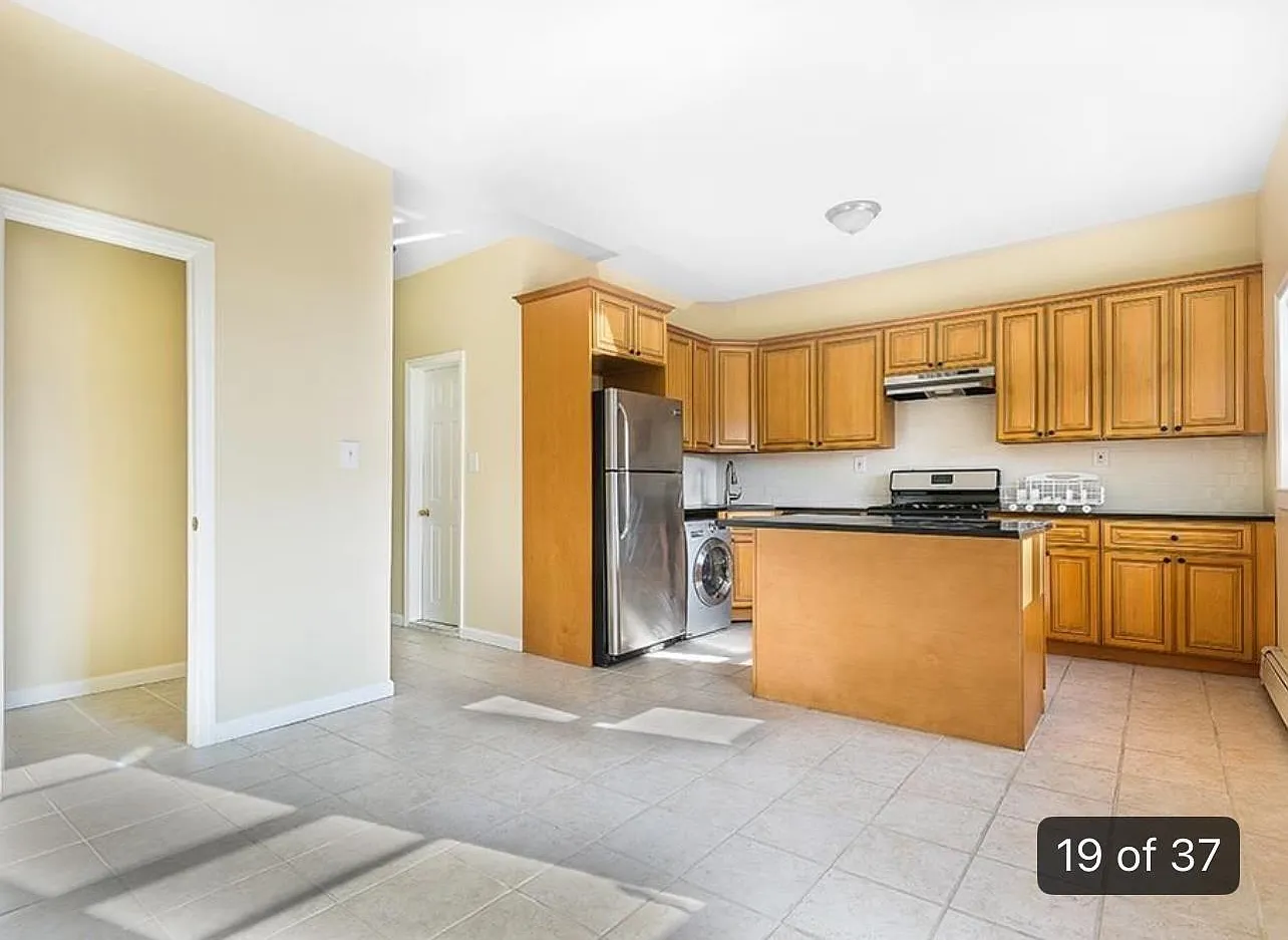5 bed, 2.0 bath, $3,600 — Photo 3
