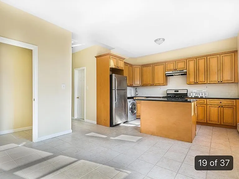 30 W 29th St #2/3 — Photo 3