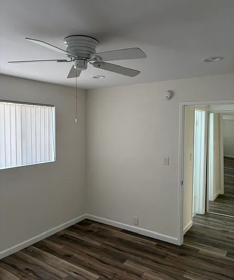 5336 Kester Ave — Photo 14