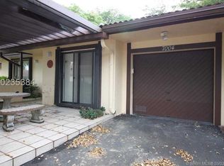 7004 Nandina Ln, Fort Lauderdale, FL 33321