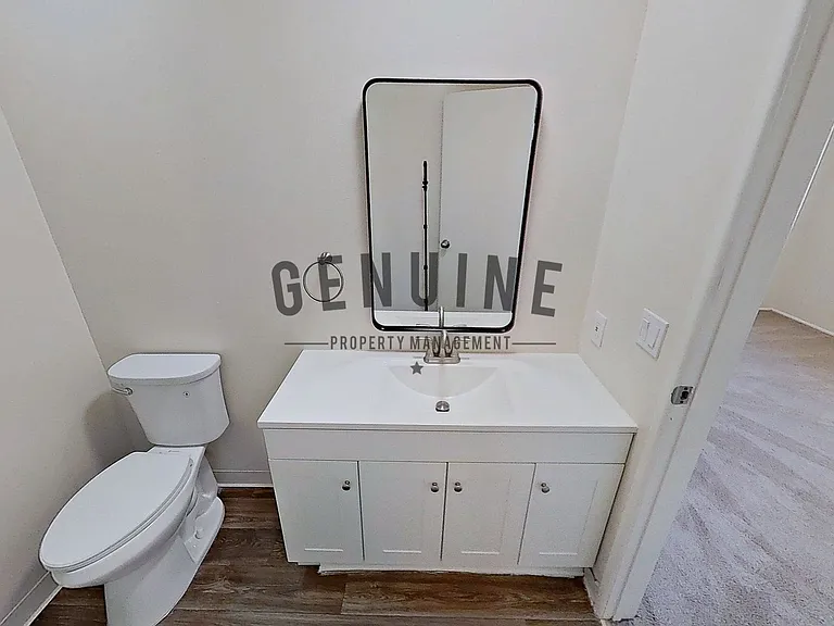 Cameo Ln Four-Plex — Photo 17