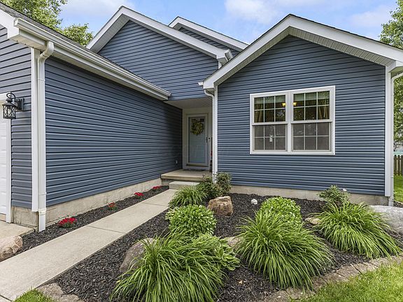 4th image of 736 Prairie Rd