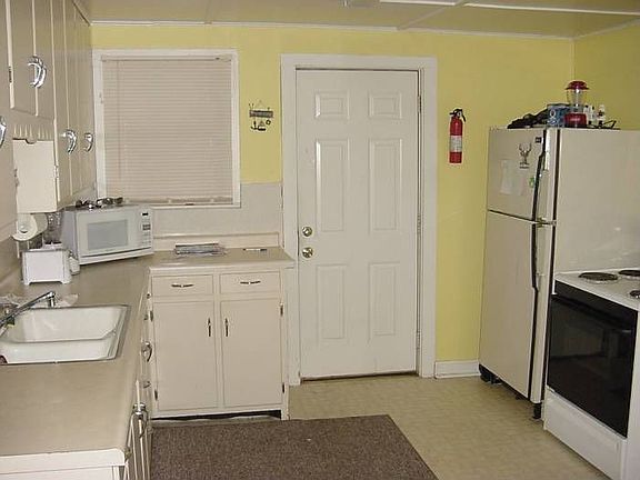 D.S. Kitchen