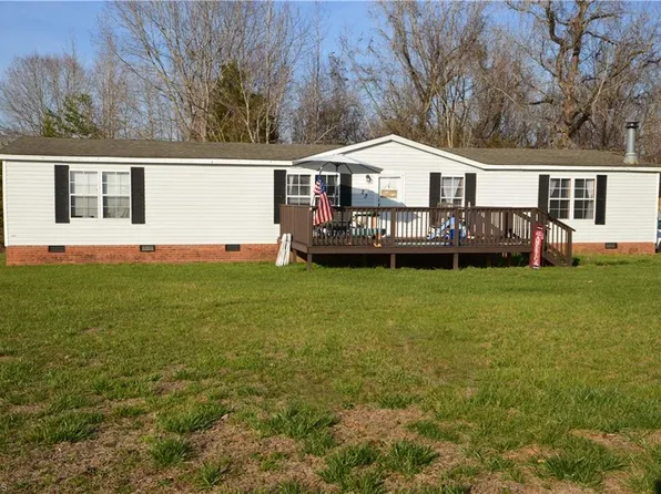 23 Acorn Ct, Yanceyville, NC 27379