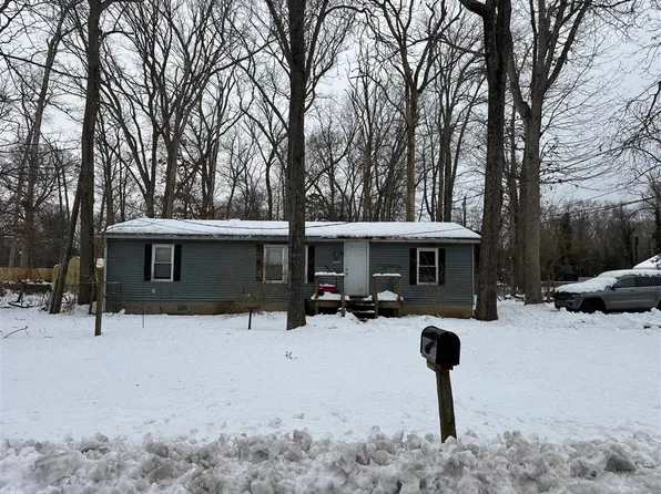 7501 Magnolia Dr, Millville, NJ 08332