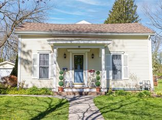 80 South St, Le Roy, NY 14482