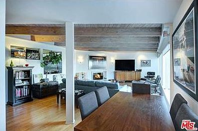 4th image of 8617 Franklin Ave