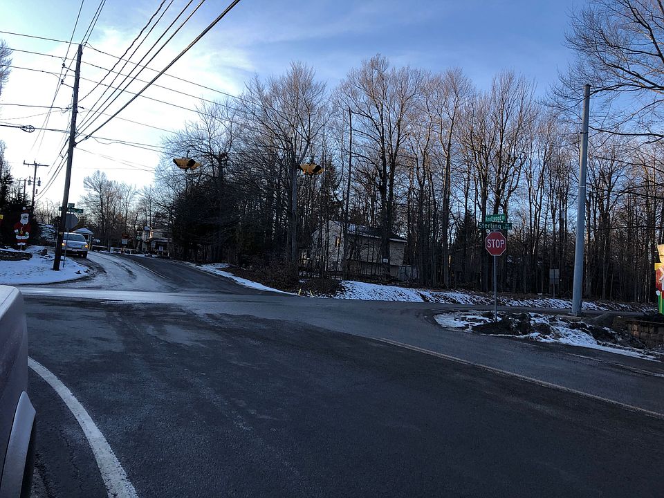 2nd image of G523 Meadowlark Dr
