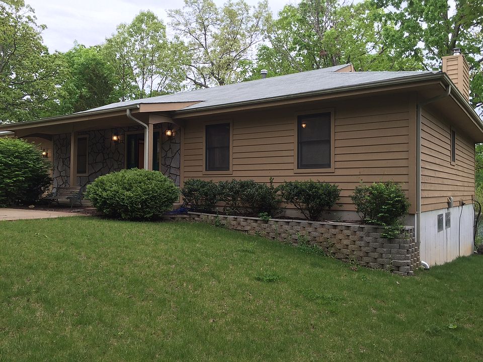1st image of 7 Sheridan Ct