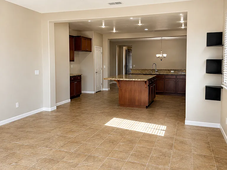 1094 Danilo Ct — Photo 7