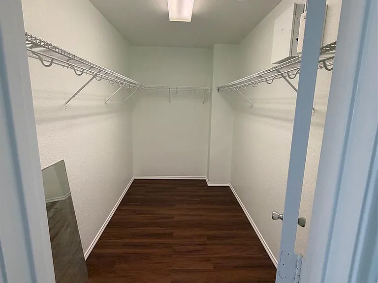 2610 Skyview Shadows Ct — Photo 22