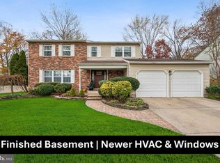 21 Lancelot Ln, Mount Laurel, NJ 08054