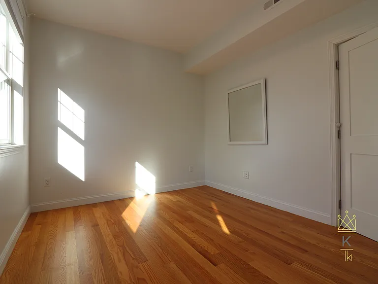 81 Ballou Ave #1 — Photo 20