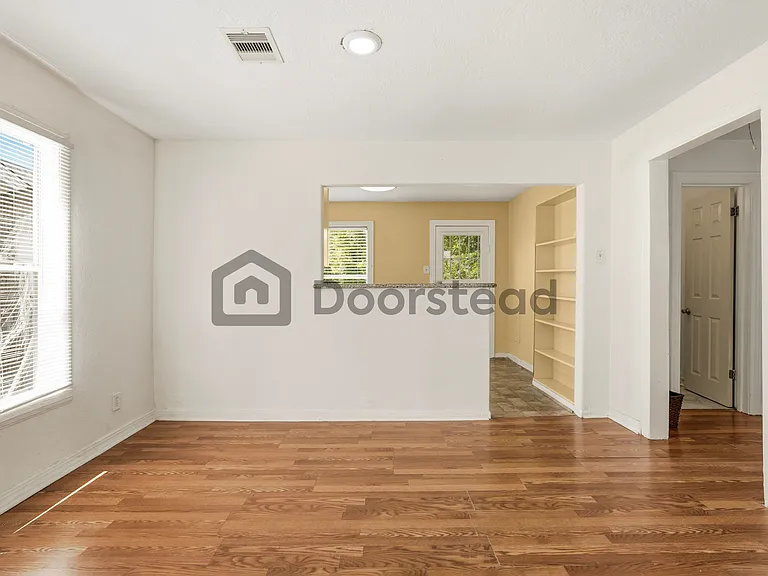 6517 Texarkana St — Photo 15